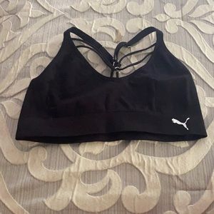 black puma sports bra